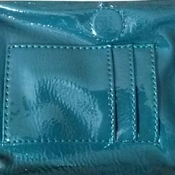 Clutch - Picture 5 of 8